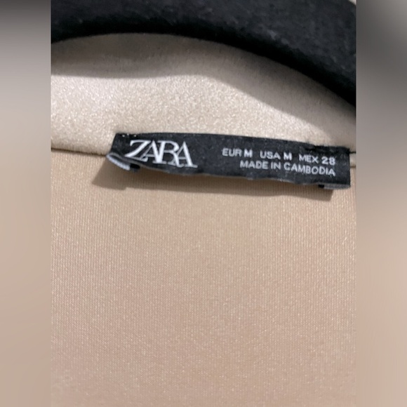 Zara Trench Coat - Picture 6 of 6